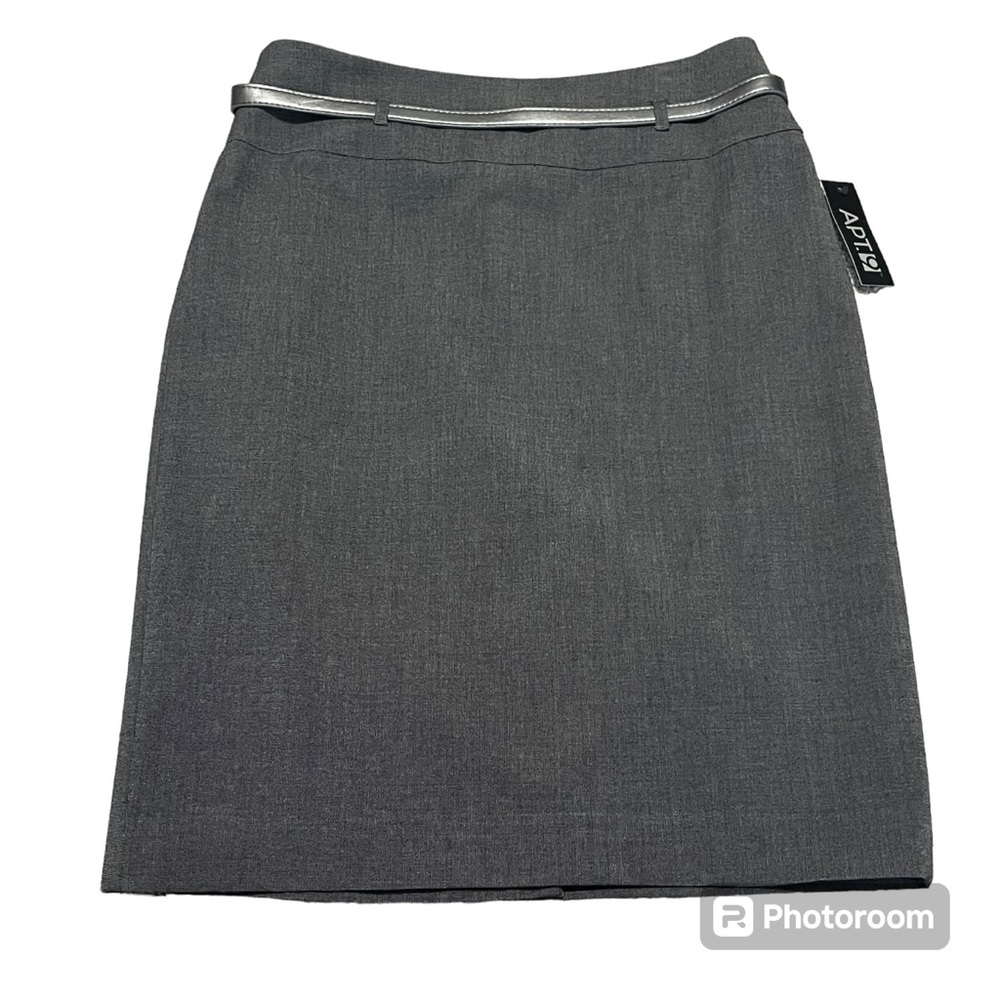 NWT Apt. 9 size 12 regular women’s gray pencil skirt w/silver belt